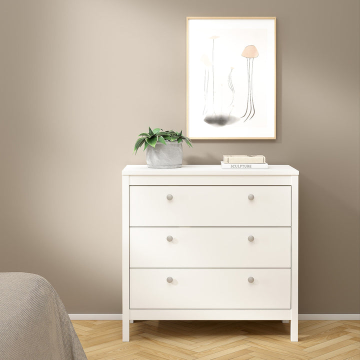 Madrid Chest 3 drawers in White - TidySpaces