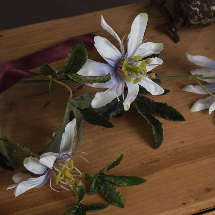 Passion Flower Spray - TidySpaces