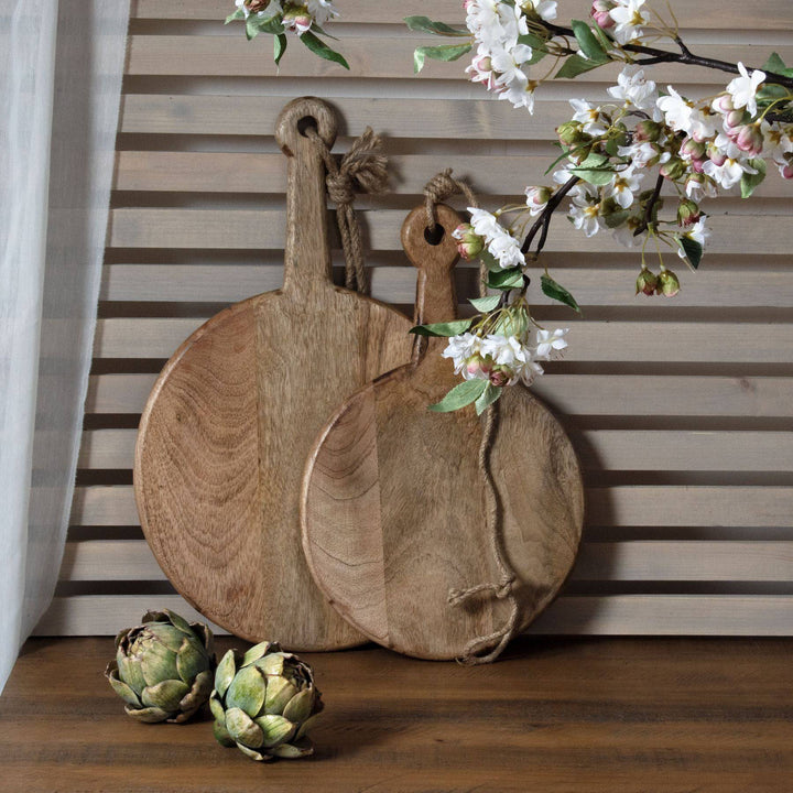 Round Hanging Hard Wood Chopping Board - TidySpaces