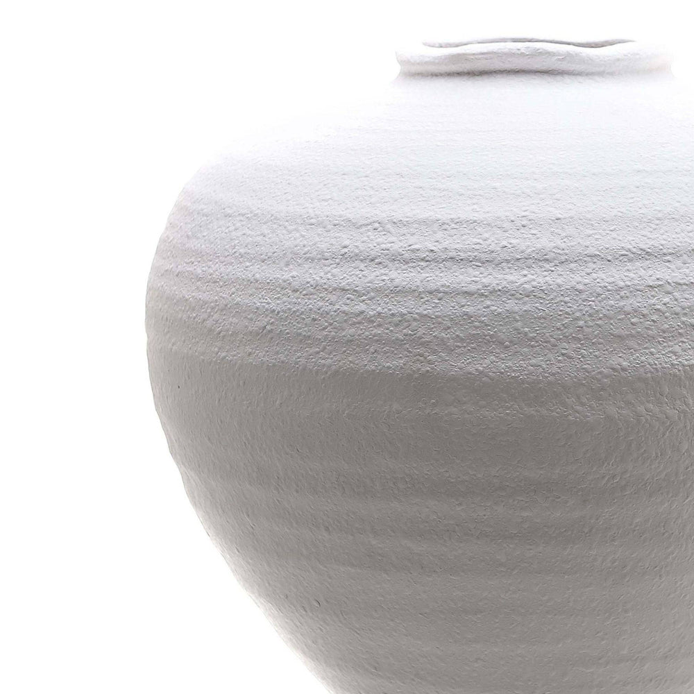 Regola Matt White Ceramic Vase - TidySpaces