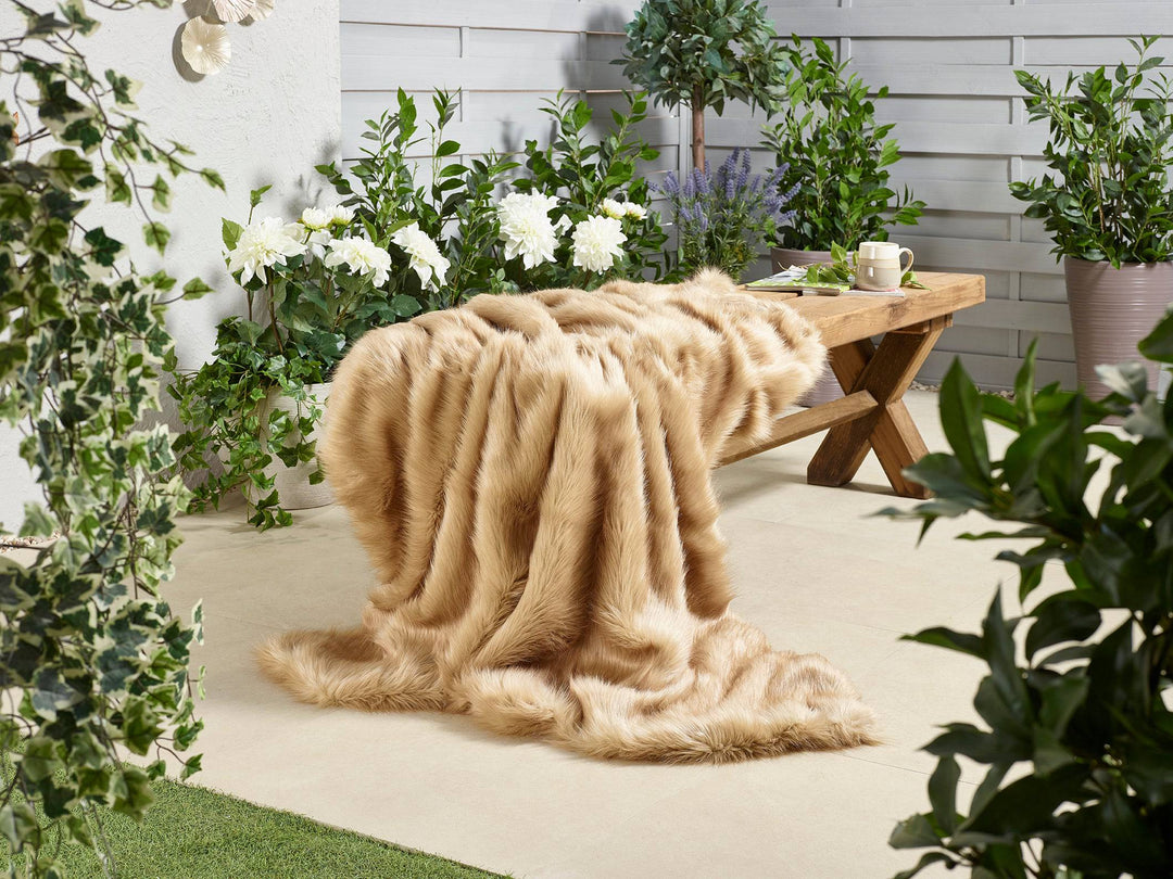 Sahara Serenity Luxe Faux Fur Throw - TidySpaces