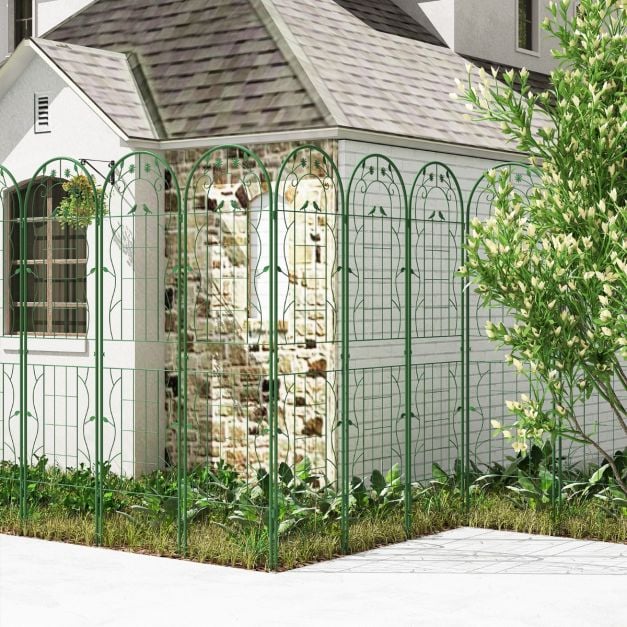 Metal Garden Trellis for Climbing Plants – Durable Support Structure for Outdoor Gardening