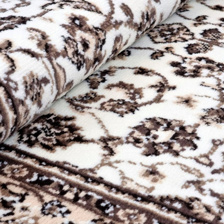 Traditional Oriental Rug Cream Soft Carpet