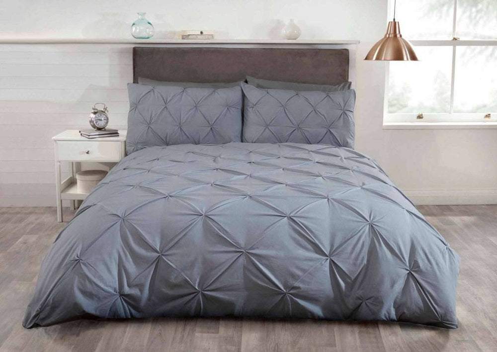 Balmoral Duvet Set - TidySpaces