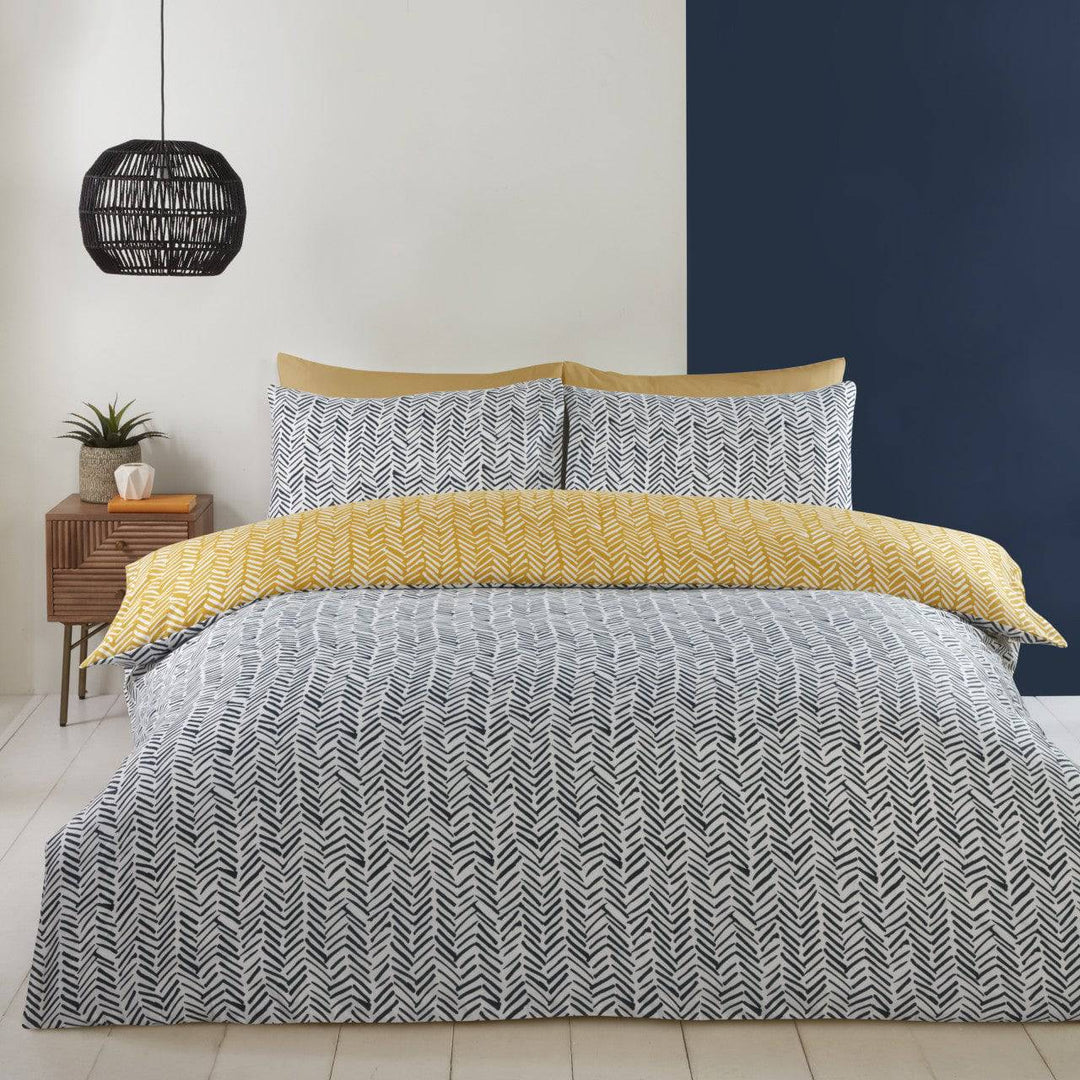 Helston Duvet Set - TidySpaces