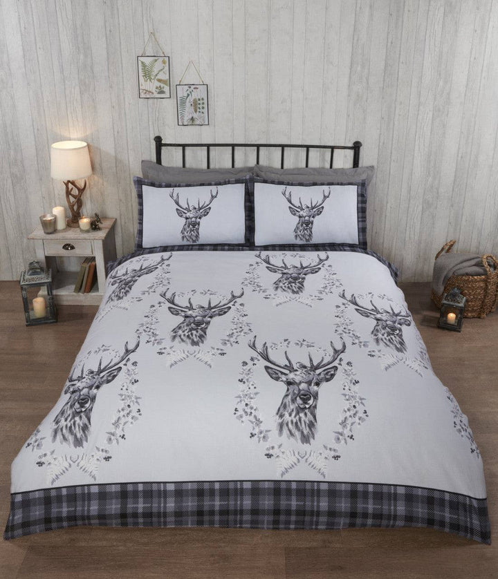 New Angus Stag BC Duvet Set - TidySpaces