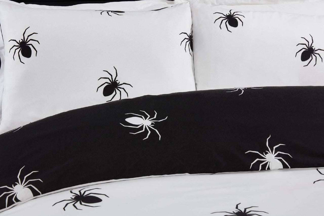 Black Spider MF Duvet Set - TidySpaces