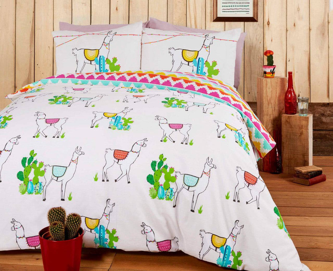 Happy Llamas Duvet Set - TidySpaces